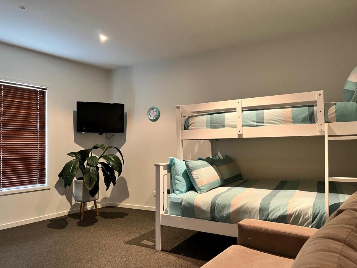 Phillip Island Holiday Apartments Коув Экстерьер фото