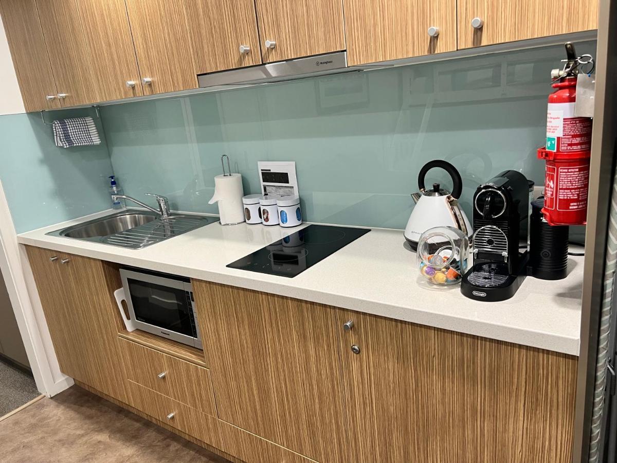Phillip Island Holiday Apartments Коув Экстерьер фото
