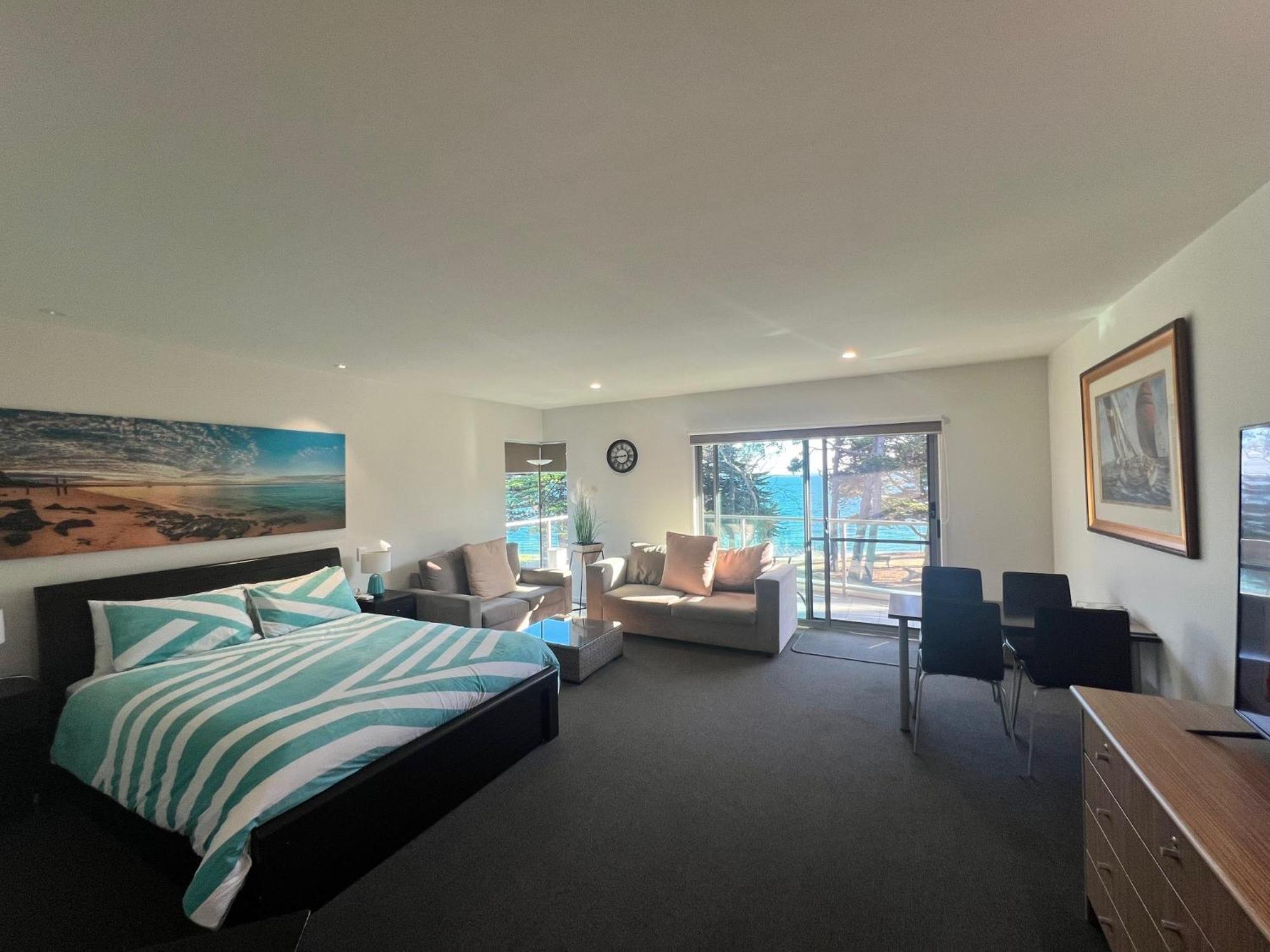 Phillip Island Holiday Apartments Коув Экстерьер фото