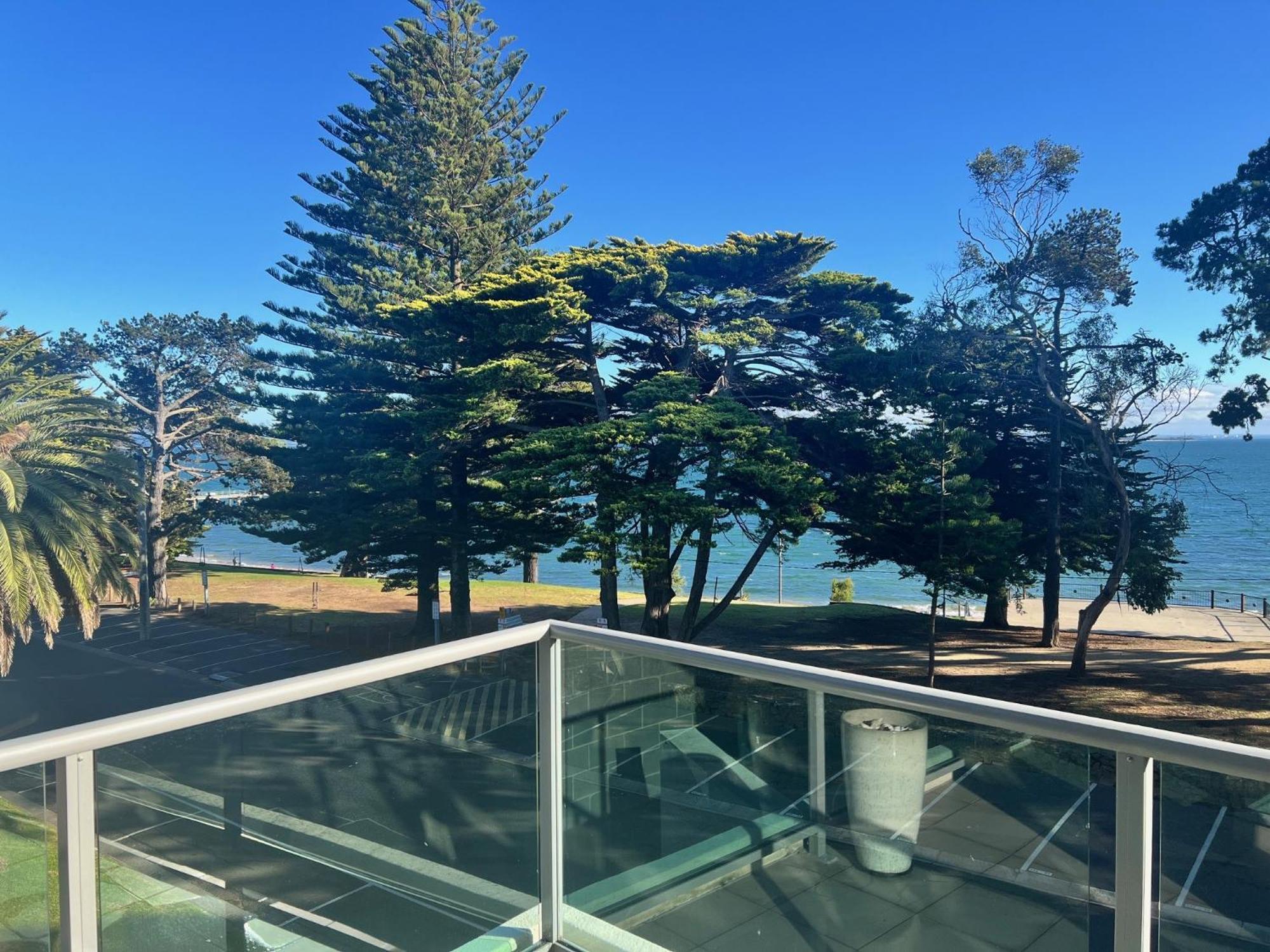 Phillip Island Holiday Apartments Коув Экстерьер фото