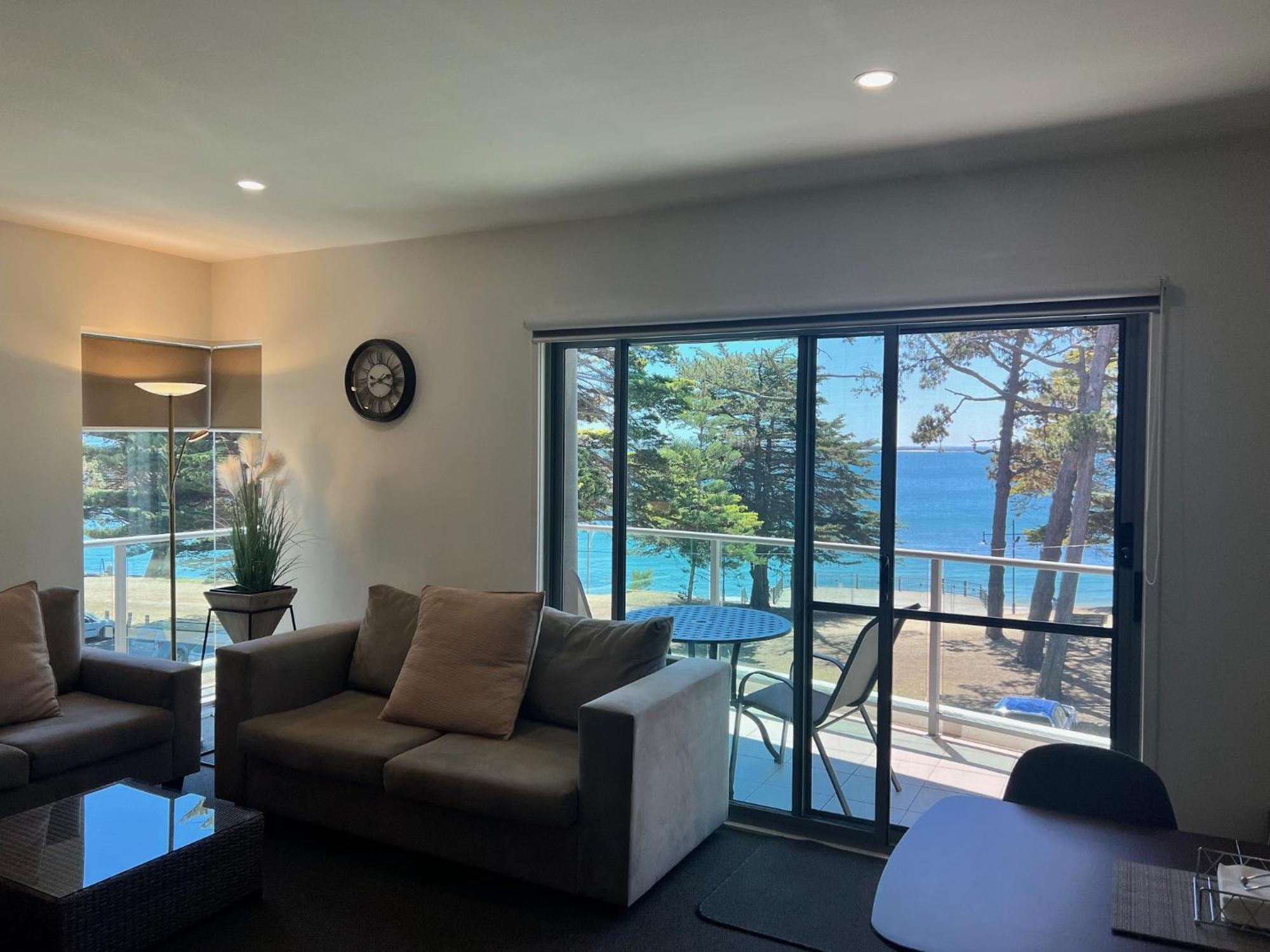 Phillip Island Holiday Apartments Коув Экстерьер фото
