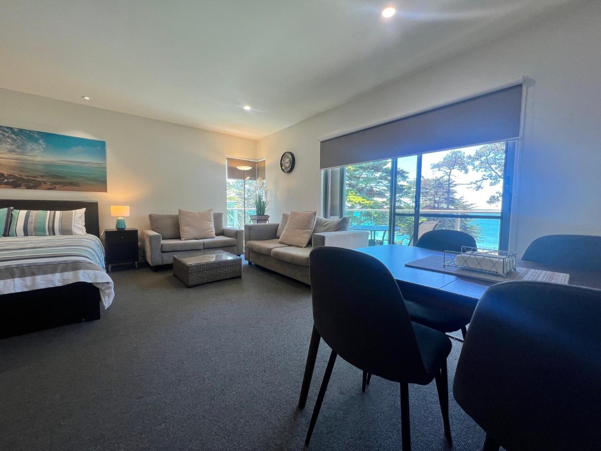 Phillip Island Holiday Apartments Коув Экстерьер фото